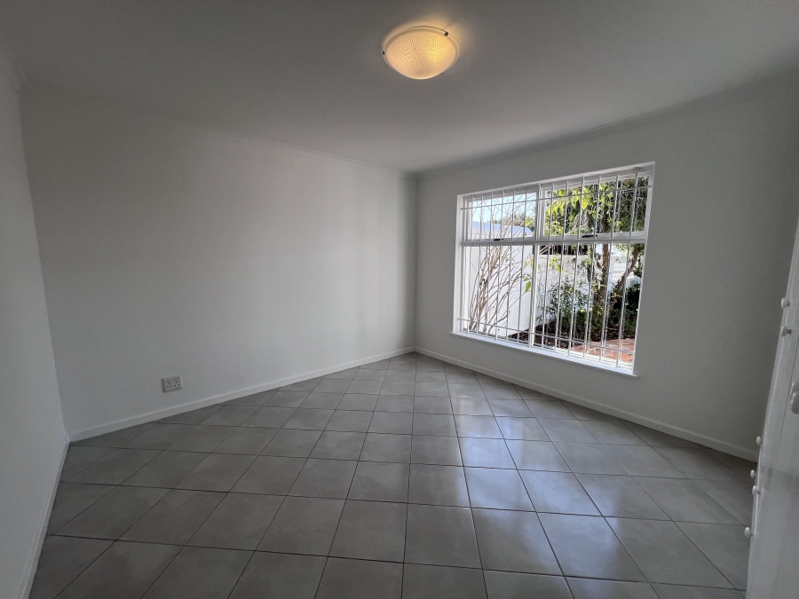 To Let 2 Bedroom Property for Rent in Flamingo Vlei Western Cape
